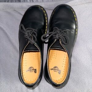 Doc Martens Leather Oxfords size 8L